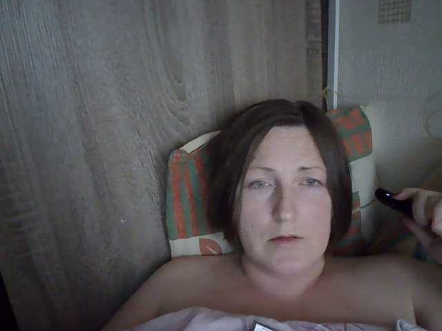AllaSowinskaya live cam on BongaCams