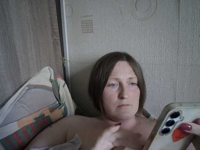 AllaSowinskaya live cam on BongaCams
