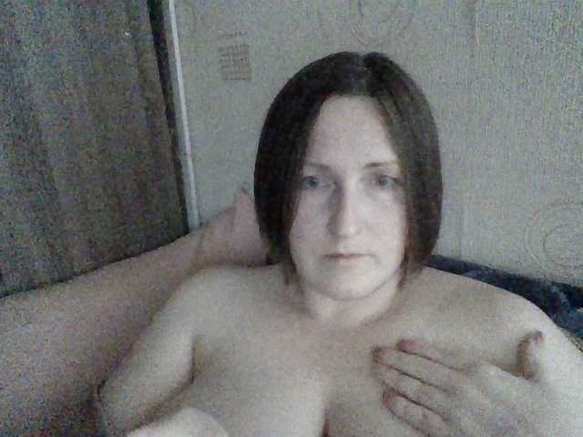 AllaSowinskaya live cam on BongaCams