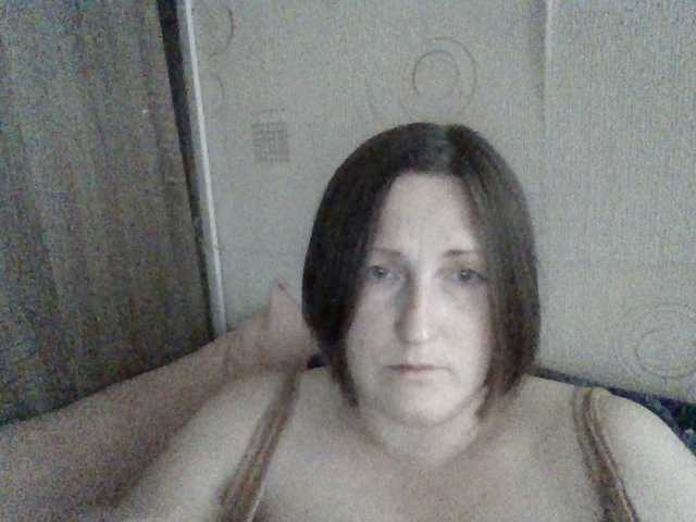 AllaSowinskaya live cam on BongaCams