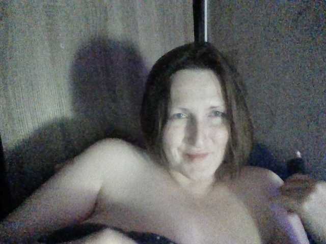 AllaSowinskaya live cam on BongaCams