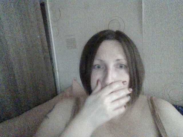AllaSowinskaya live cam on BongaCams