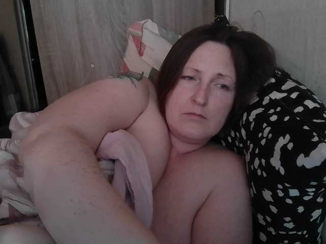 AllaSowinskaya live cam on BongaCams