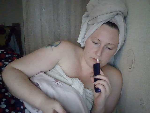 AllaSowinskaya live cam on BongaCams