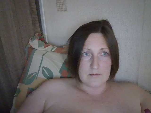 AllaSowinskaya live cam on BongaCams