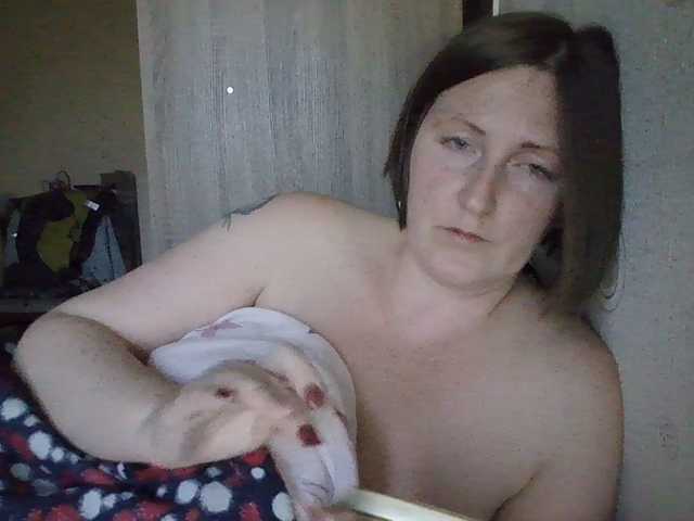 AllaSowinskaya live cam on BongaCams