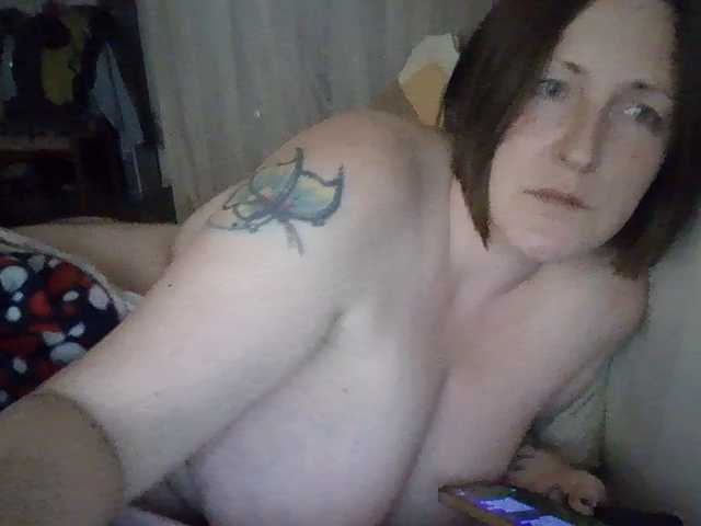 AllaSowinskaya live cam on BongaCams