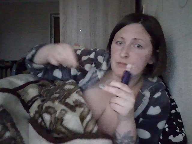 AllaSowinskaya live cam on BongaCams