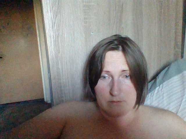 AllaSowinskaya live cam on BongaCams