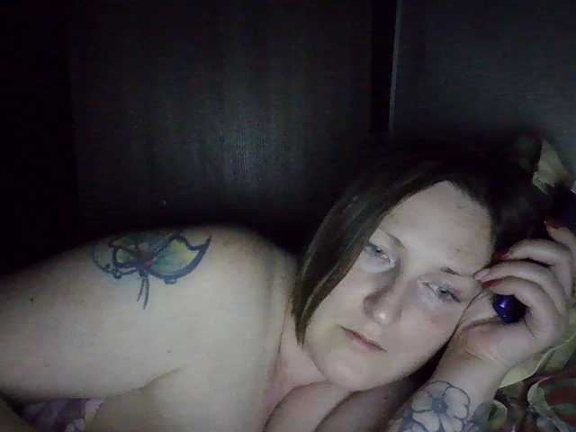AllaSowinskaya live cam on BongaCams