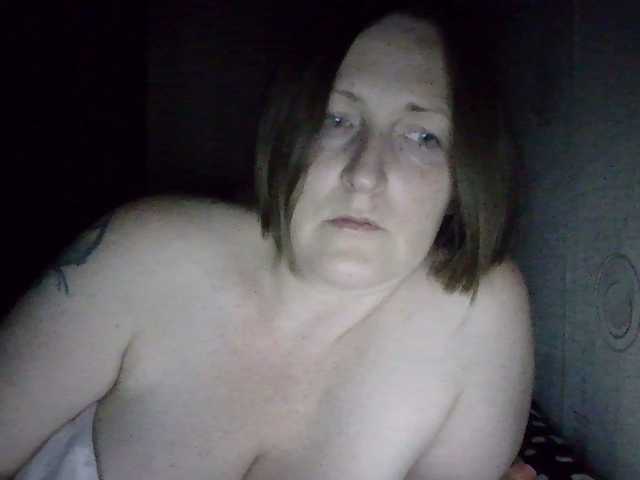 AllaSowinskaya live cam on BongaCams