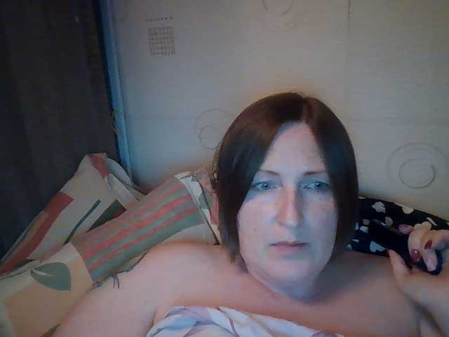 AllaSowinskaya live cam on BongaCams