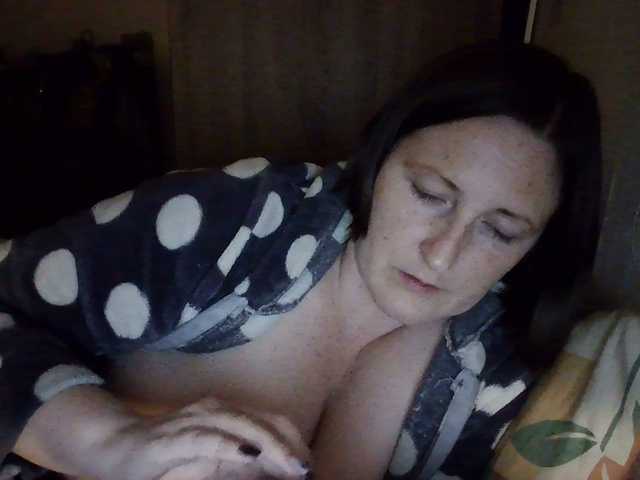 AllaSowinskaya live cam on BongaCams