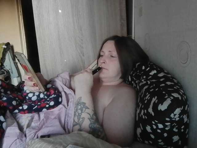 AllaSowinskaya live cam on BongaCams