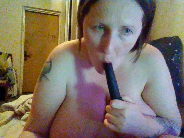 AllaSowinskaya live cam on BongaCams