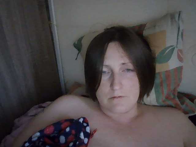 AllaSowinskaya live cam on BongaCams