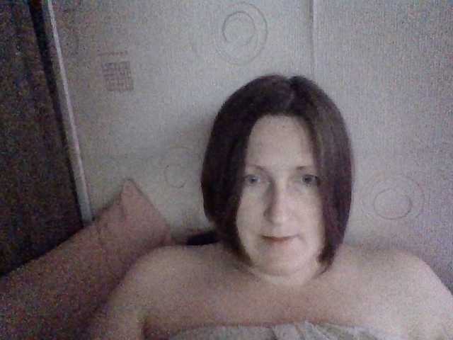 AllaSowinskaya live cam on BongaCams