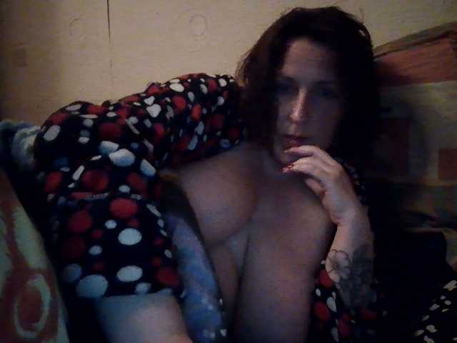 AllaSowinskaya, en directo ahora en BongaCams