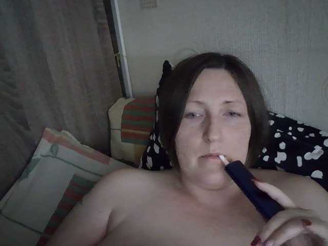 AllaSowinskaya live cam on BongaCams