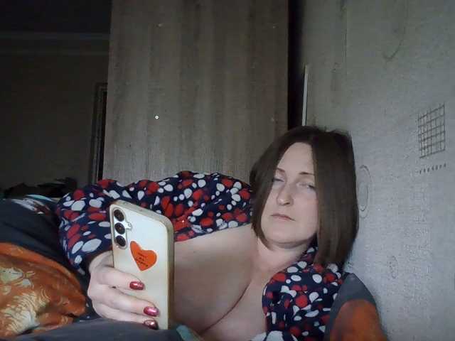AllaSowinskaya live cam on BongaCams