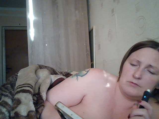 AllaSowinskaya live cam on BongaCams