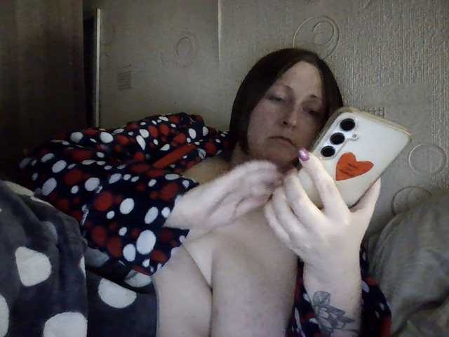 AllaSowinskaya live cam on BongaCams