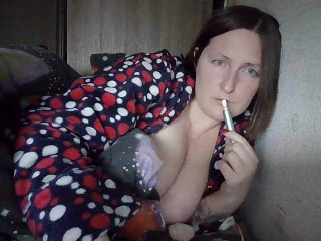 AllaSowinskaya live cam on BongaCams