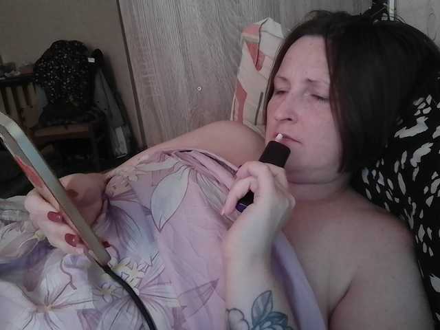 AllaSowinskaya live cam on BongaCams