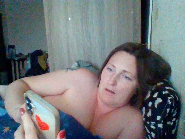 AllaSowinskaya live cam on BongaCams