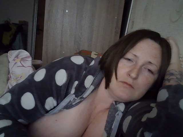 AllaSowinskaya live cam on BongaCams
