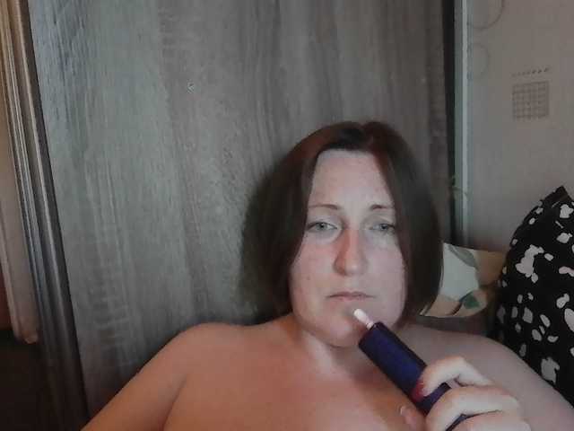 AllaSowinskaya live cam on BongaCams
