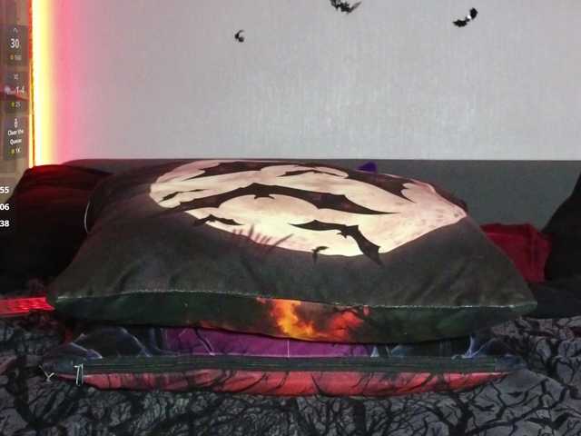 Devilsbride live cam on BongaCams