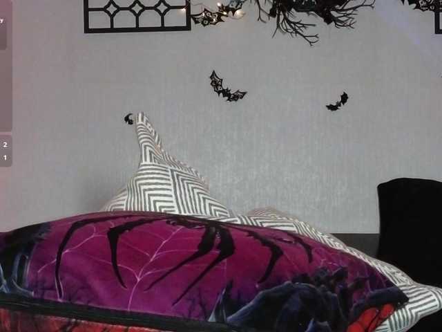 Devilsbride live webcam show