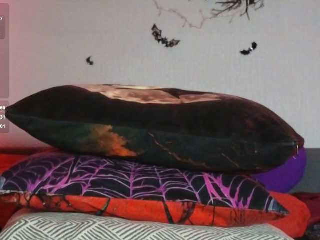Devilsbride, live now on BongaCams