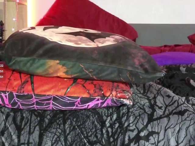 Devilsbride live cam on BongaCams