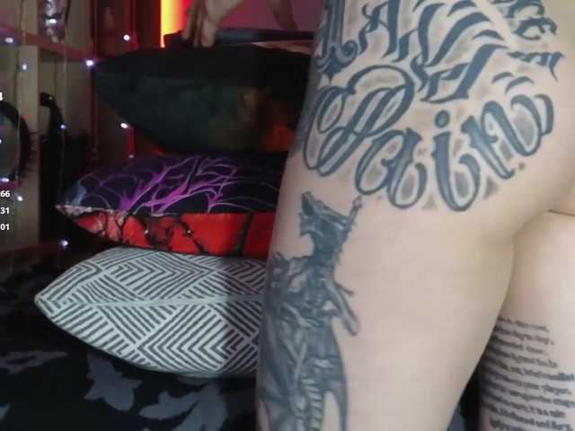 Devilsbride live cam preview