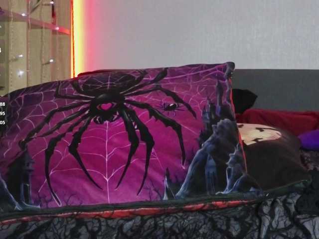 Devilsbride live cam on BongaCams