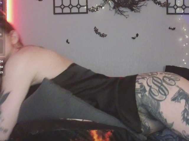 Devilsbride live cam on BongaCams
