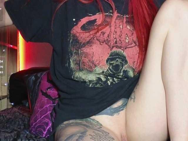 Devilsbride live cam on BongaCams