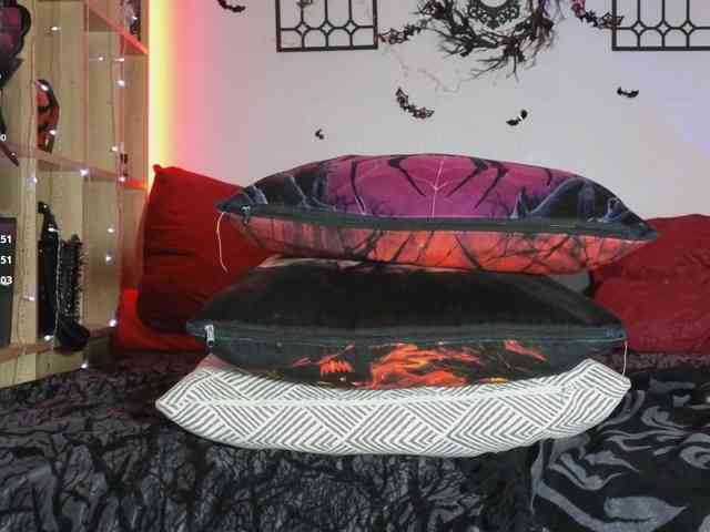 Devilsbride webcam