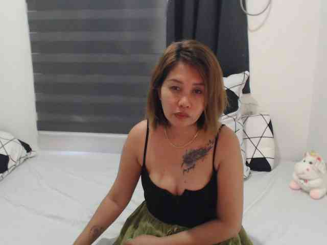 Asian-Susan webcam