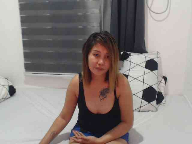 Asian-Susan webcam