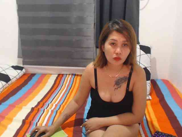 Asian-Susan webcam