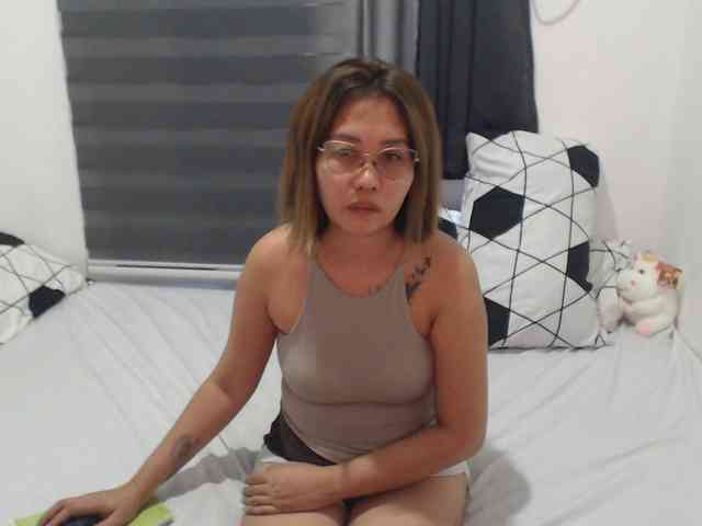 Asian-Susan webcam