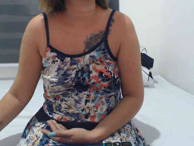 Asian-Susan webcam