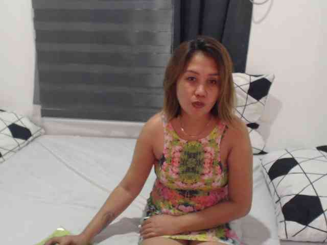 Asian-Susan webcam