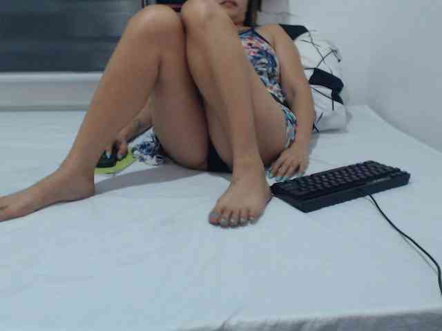 Asian-Susan webcam