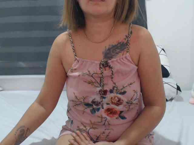 Asian-Susan webcam
