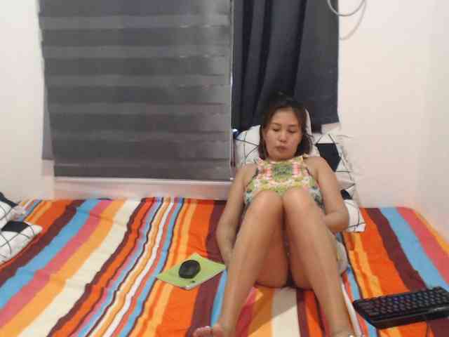 Asian-Susan webcam