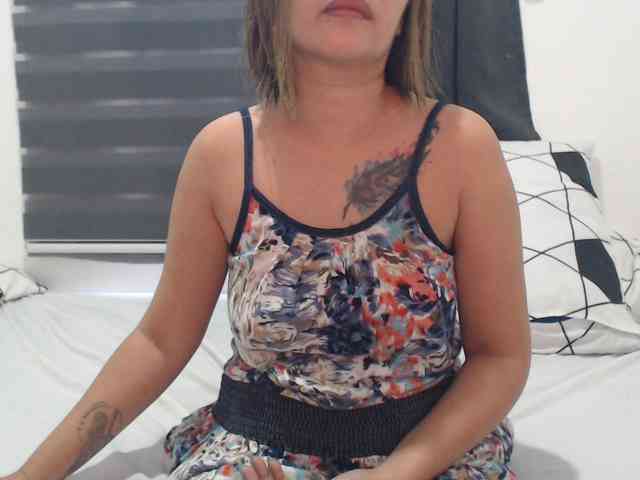 Asian-Susan webcam